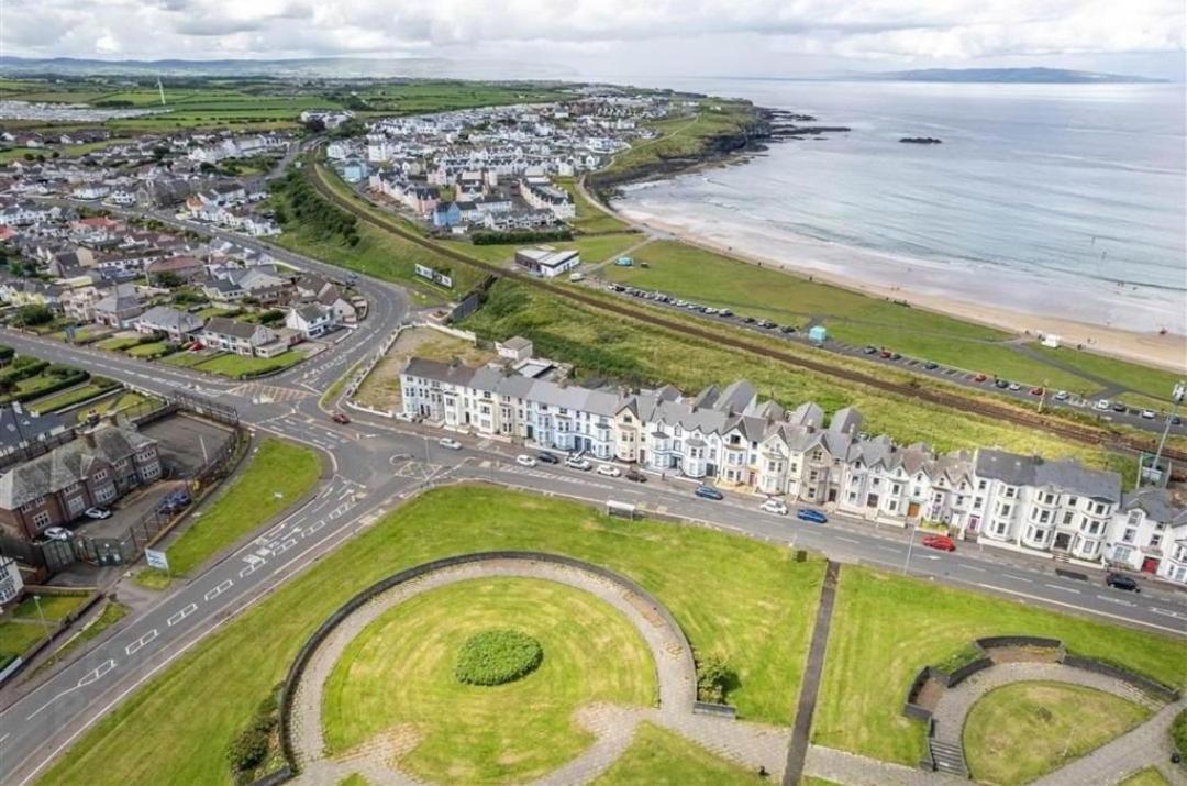 Appartamento 6 Dunluce Park - Portrush By The Sea Esterno foto