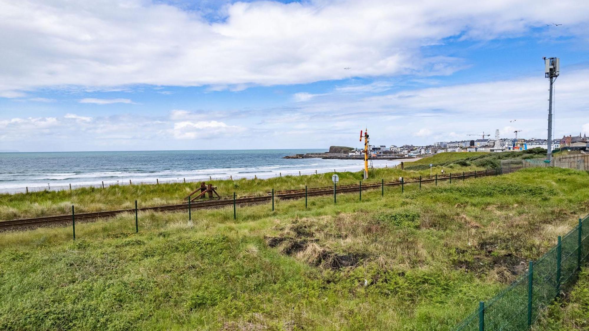 Appartamento 6 Dunluce Park - Portrush By The Sea Esterno foto