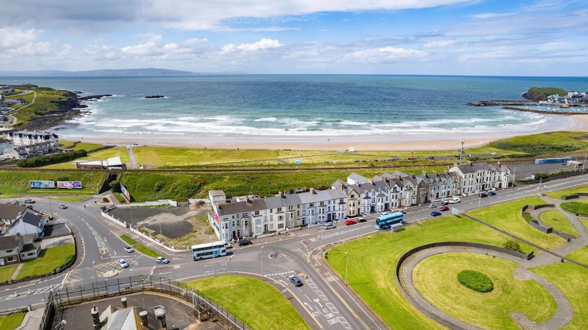 Appartamento 6 Dunluce Park - Portrush By The Sea Esterno foto