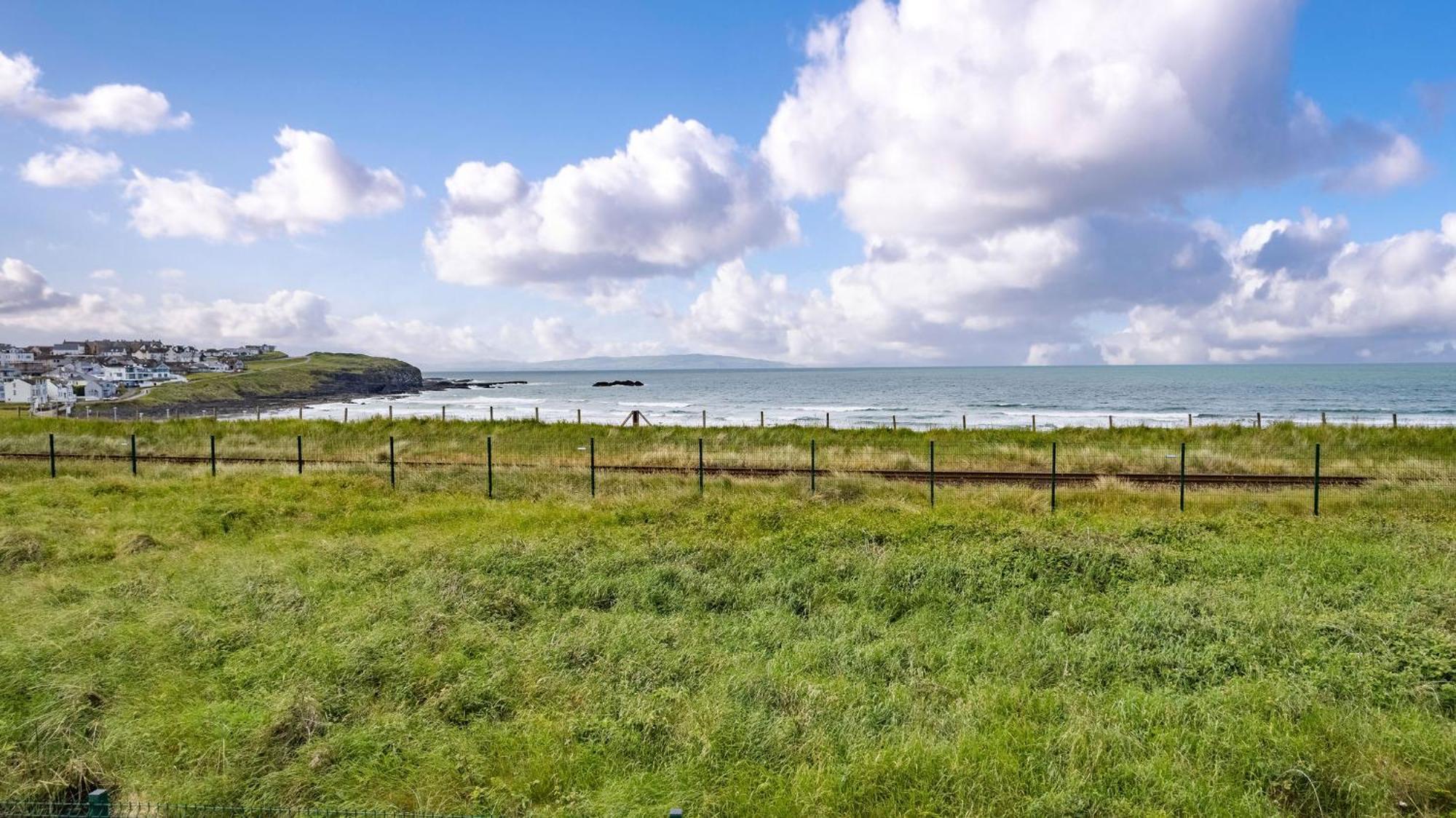 Appartamento 6 Dunluce Park - Portrush By The Sea Esterno foto